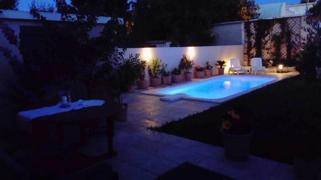 L'Hibiscus Chambre D'Hote Avignon Exteriör bild